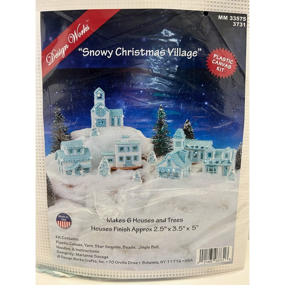 Design Works Snowy Christmas Village Plastic Canvas Kit MM 33575/3731 NEW DIY